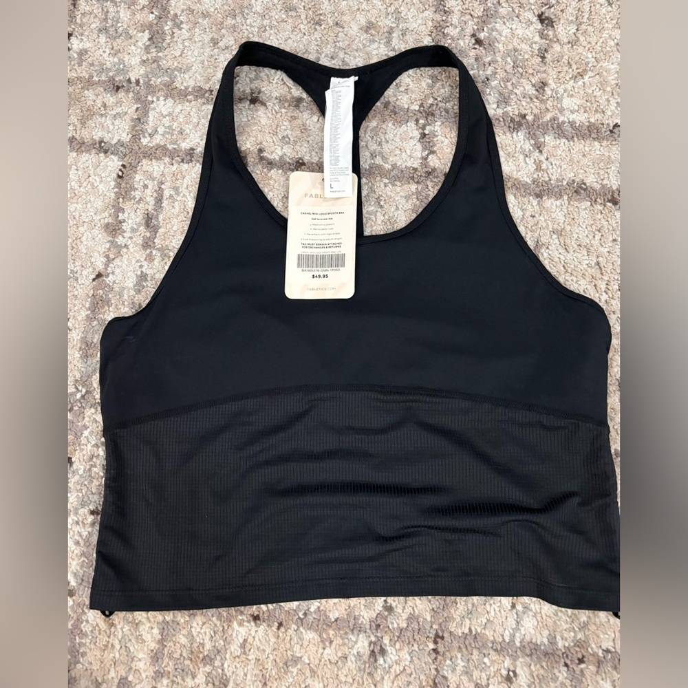 Fabletics top